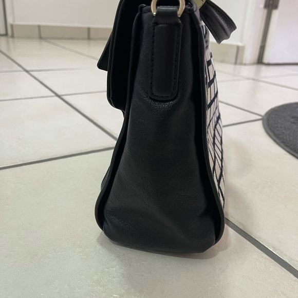 Original Coach purse - Picture 2 of 3